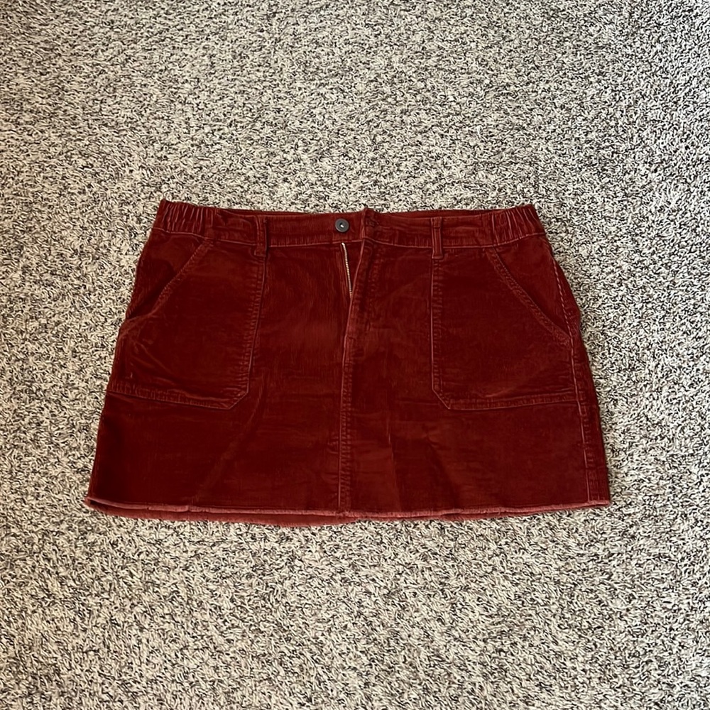 Corduroy high rise skirt